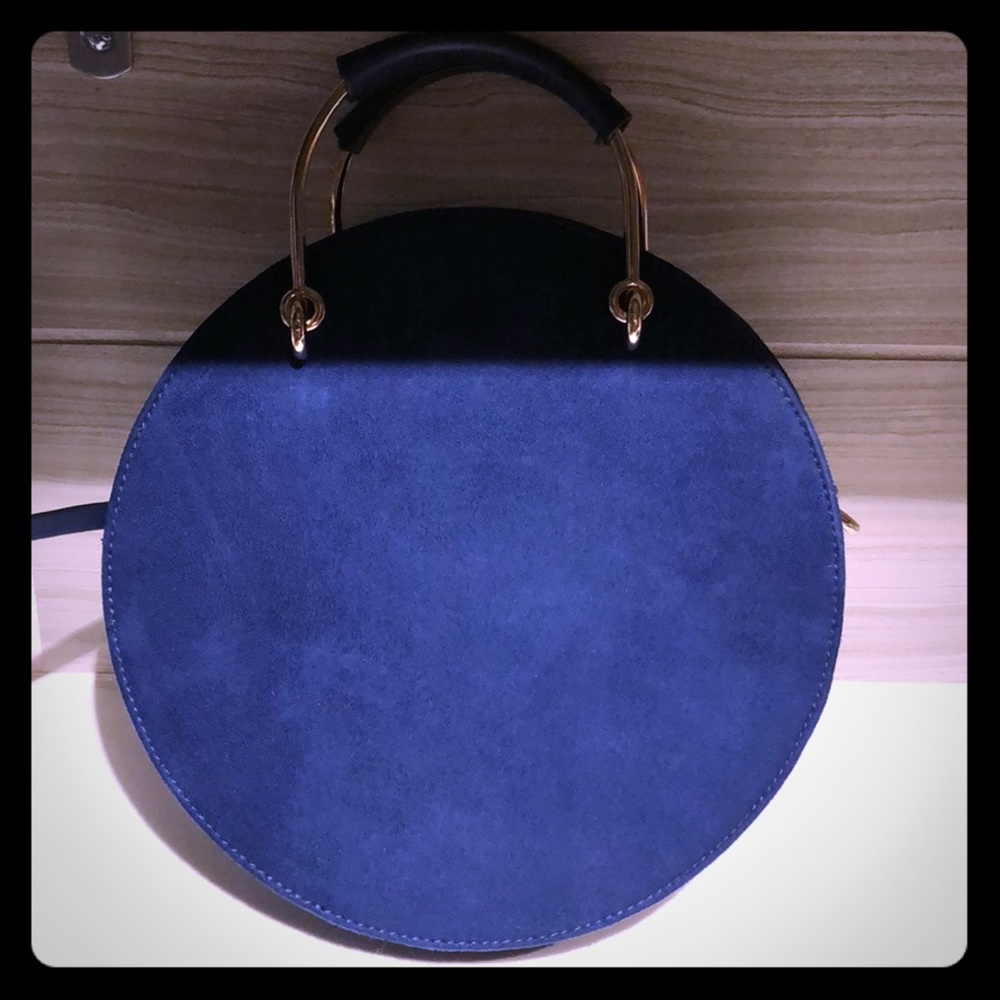 Who What Wear Circle Crossbody